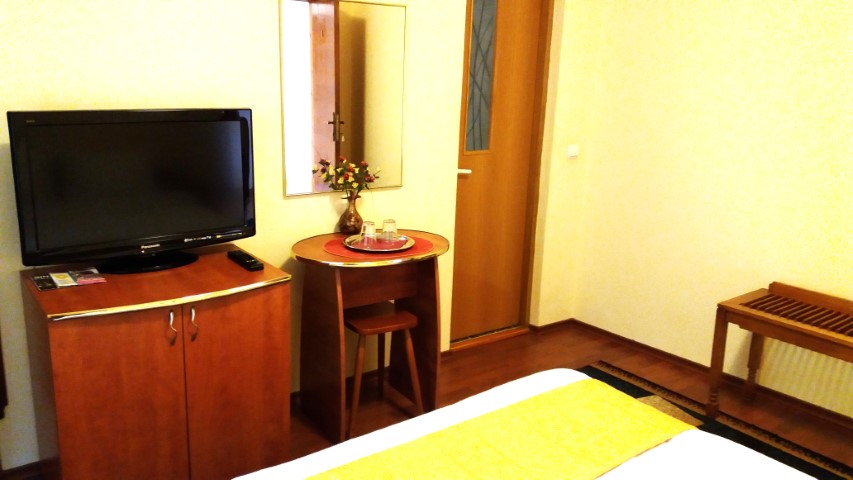 Poza camera fara balcon Pensiune Cazare Sinaia